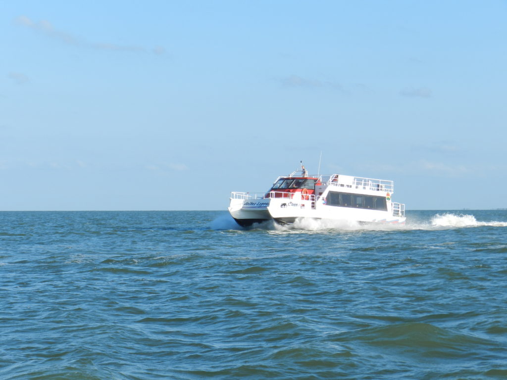 Cruce a Holbox Ferry