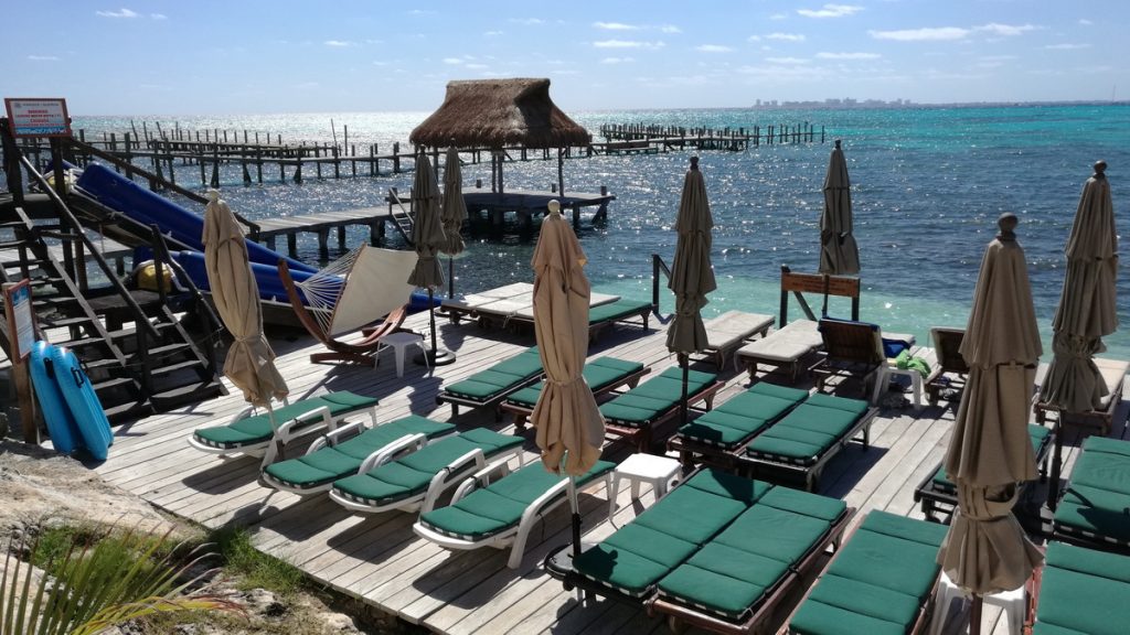 beach club