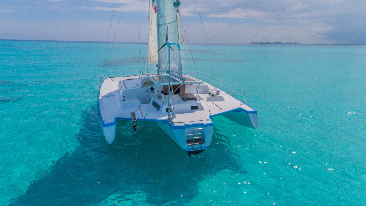 catamaran to Isla Mujeres