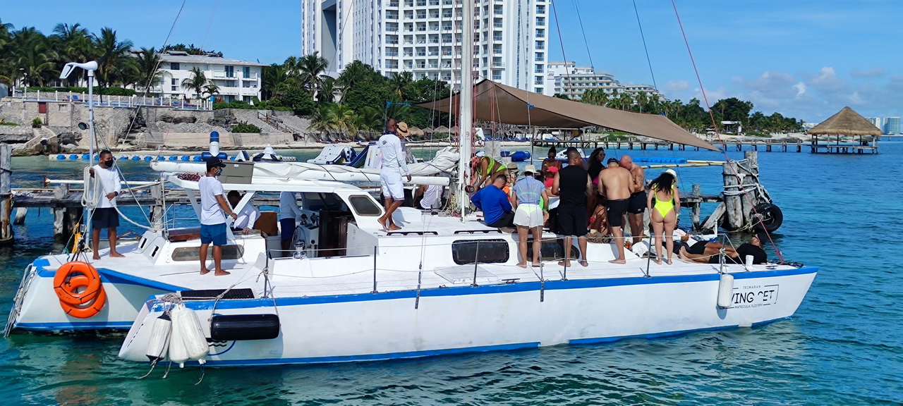 catamaran to Isla Mujeres