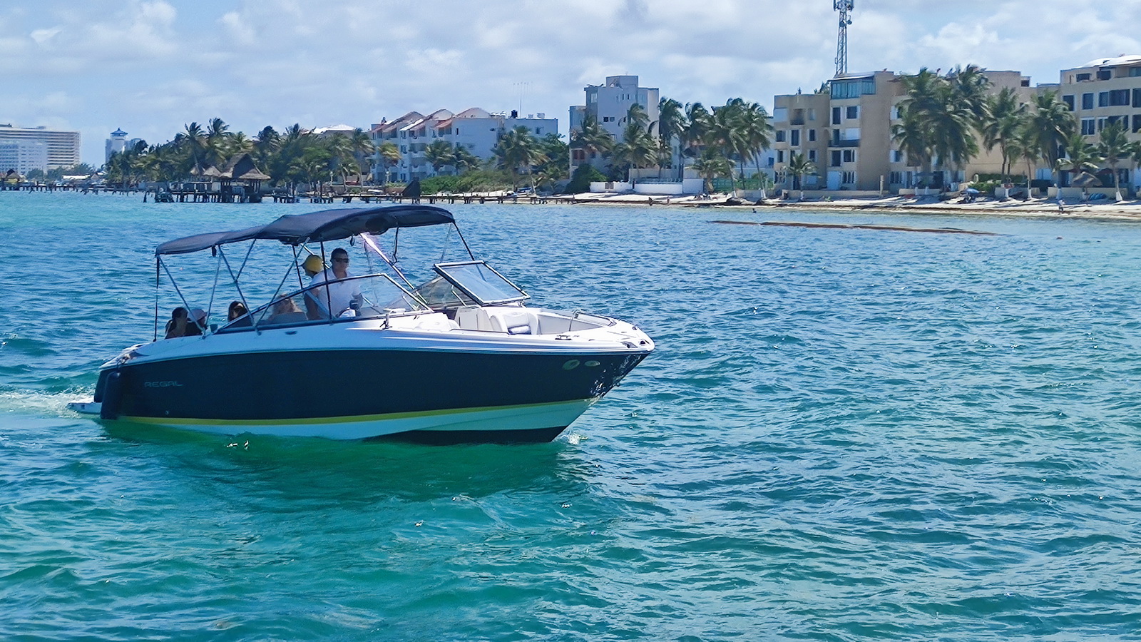 Renta bowrider boat